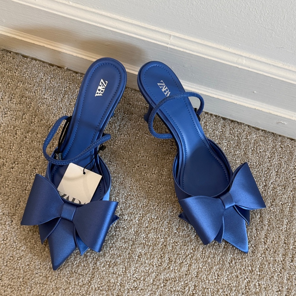 Zara blue bow pointed toe heels